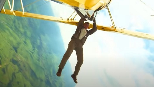 Lélegzetelállító akciókkal a listák élén a Mission Impossible - A végső leszámolás