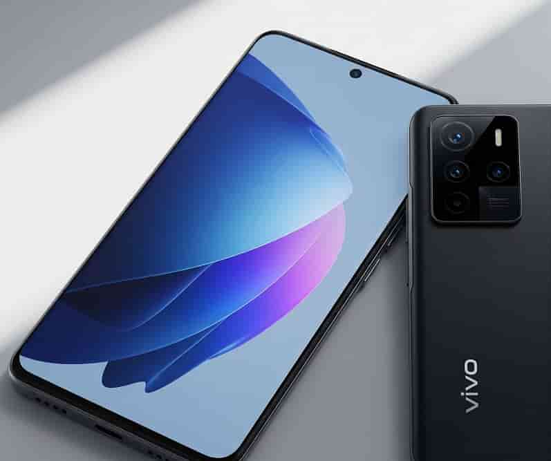 a Vivo X300 Ultra dupla 200 MP-es kamerával érkezik